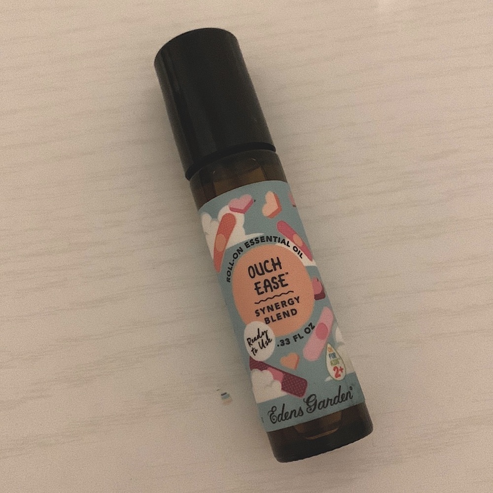 Edens Garden Ouch Ease essential oil roller